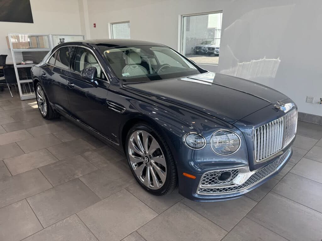 2023 BENTLEY Flying Spur