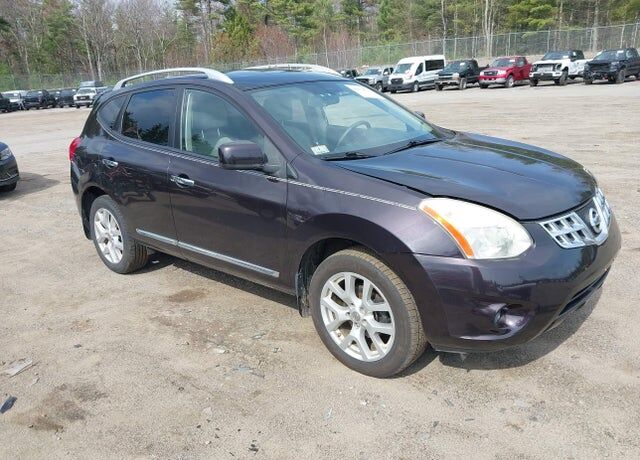 2011 NISSAN Rogue