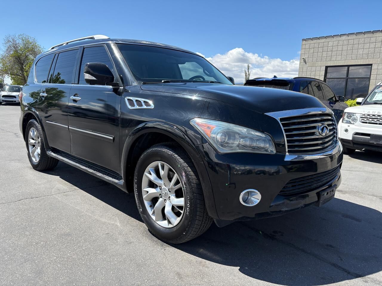 2012 INFINITI QX56