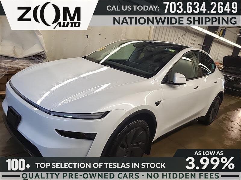 2026 TESLA Model Y