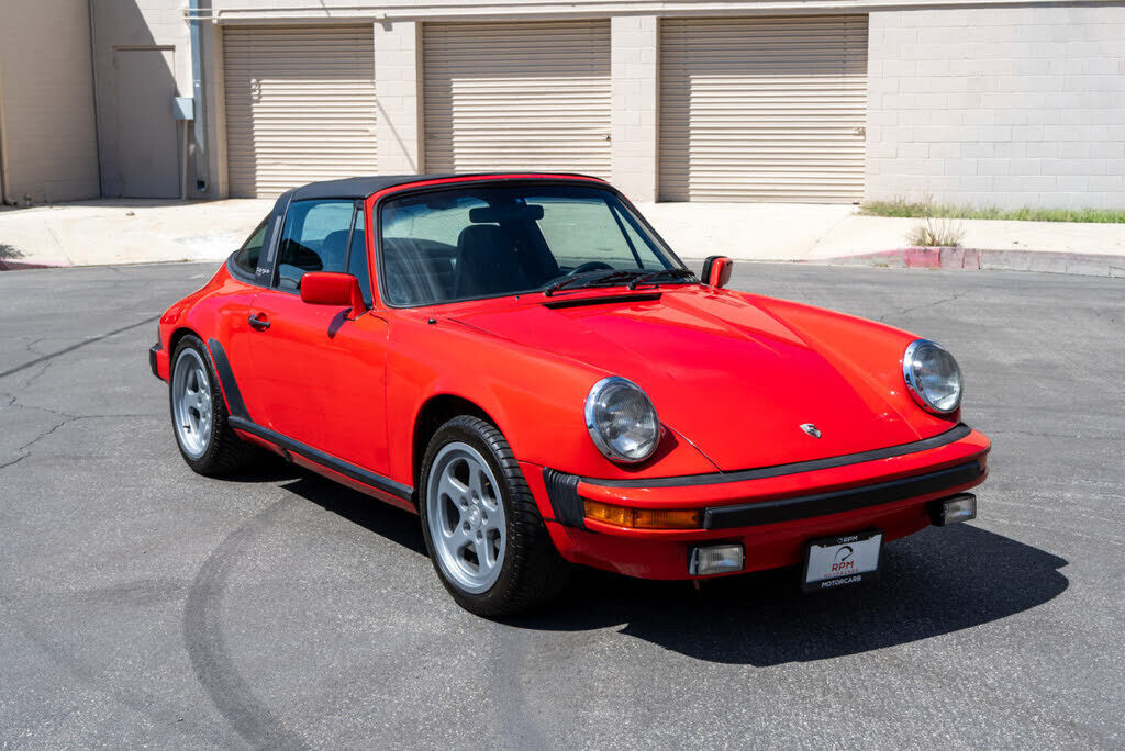 1982 PORSCHE 911