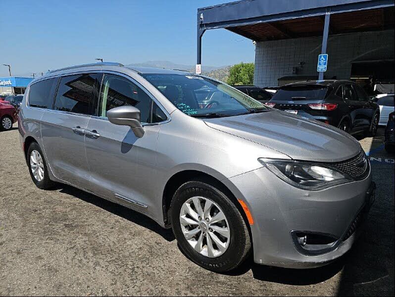 2018 CHRYSLER Pacifica