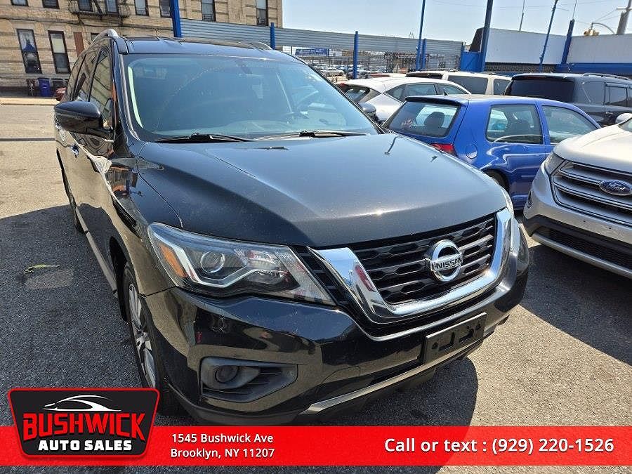 2020 NISSAN Pathfinder