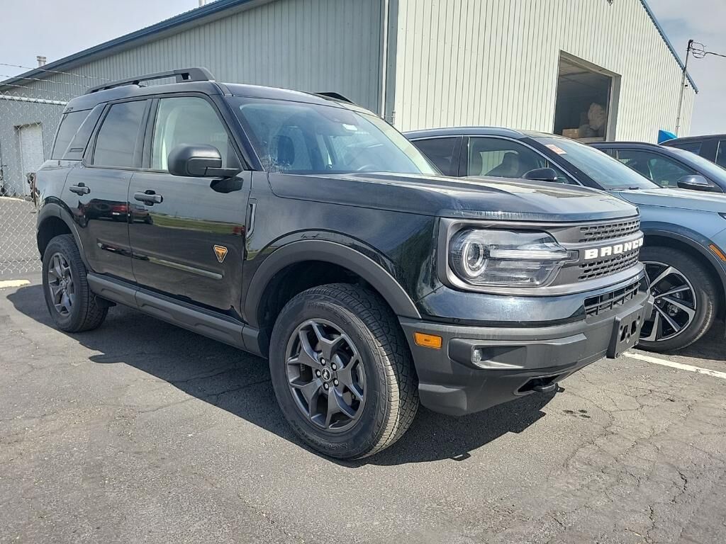 2021 FORD Bronco