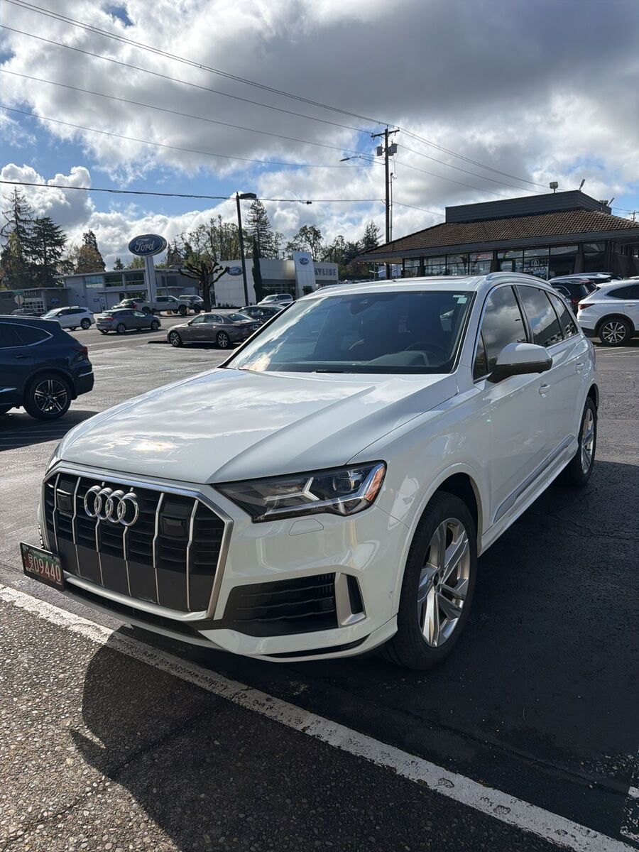 2023 AUDI Q7