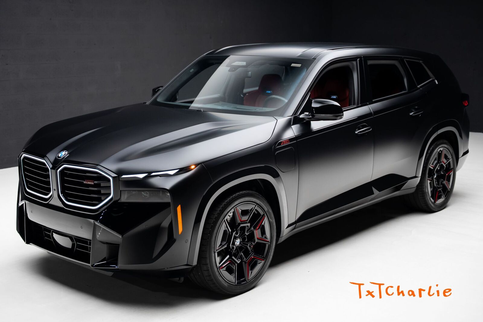 2024 BMW XM