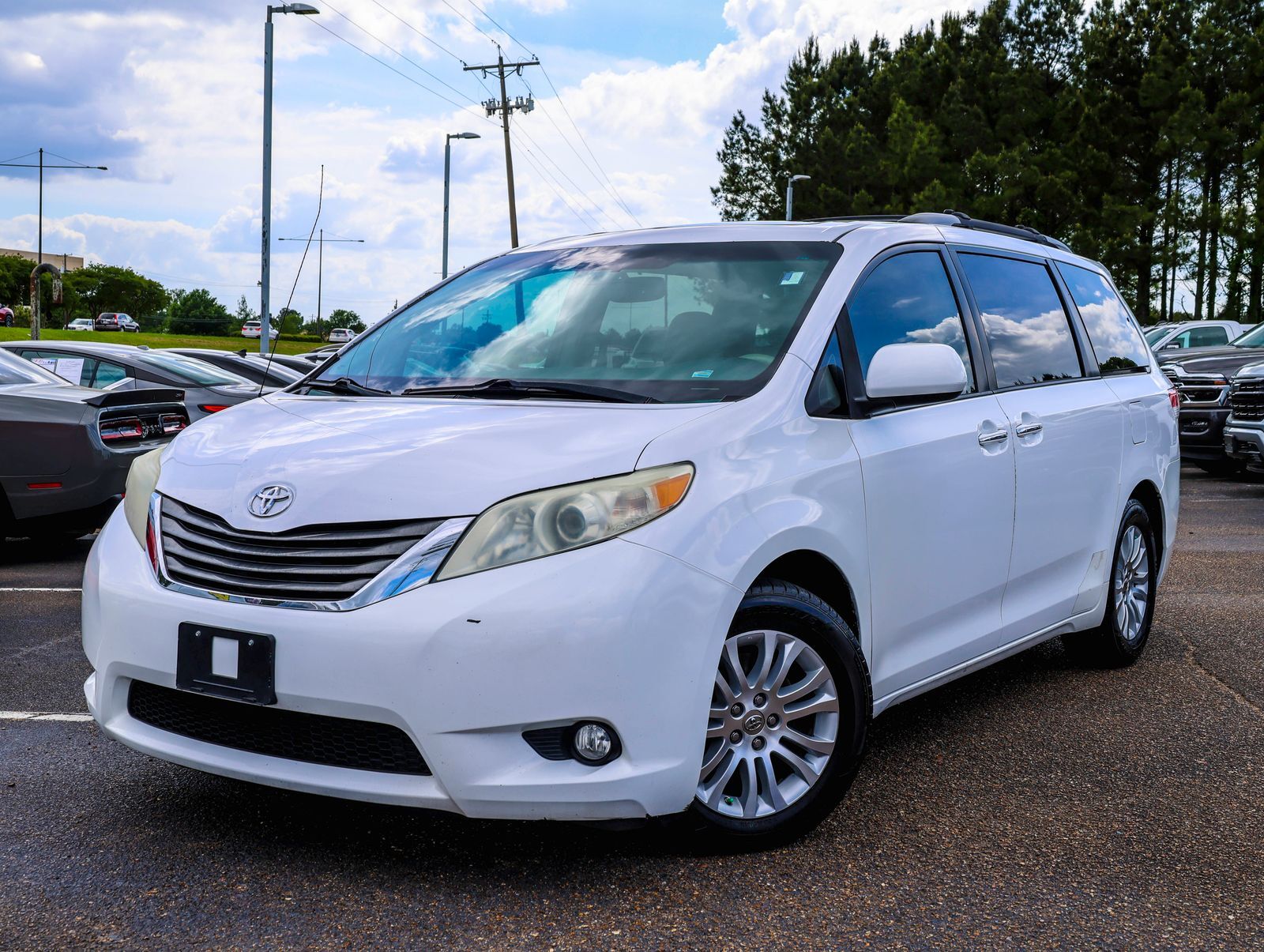 2013 TOYOTA Sienna