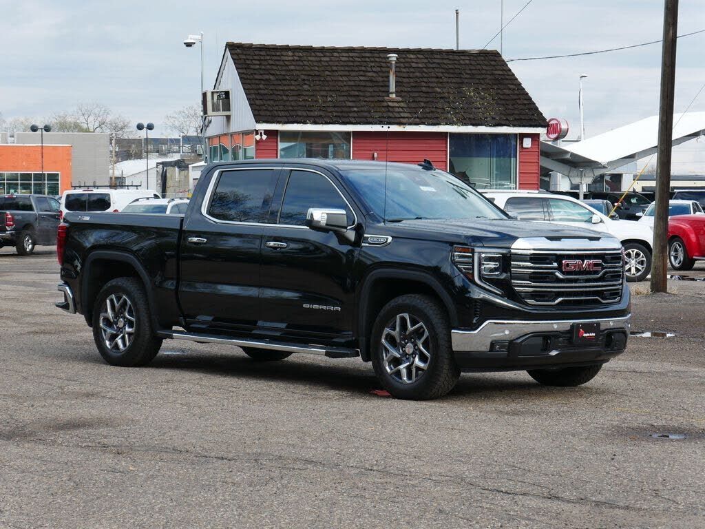 2024 GMC Sierra