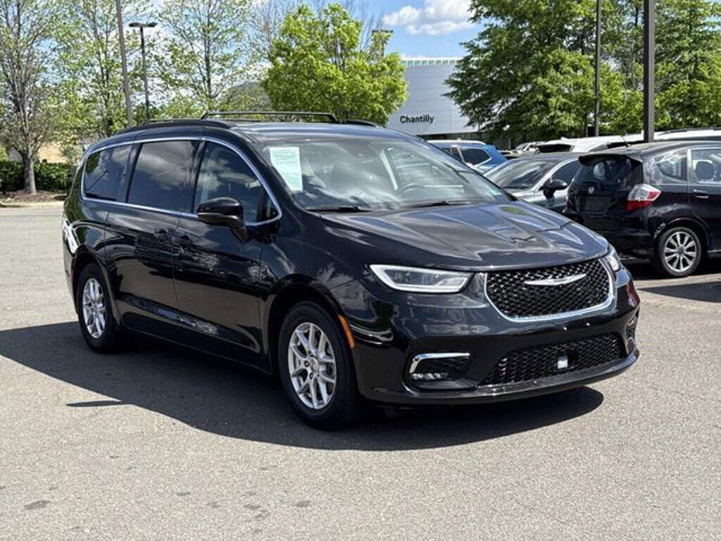 2022 CHRYSLER Pacifica