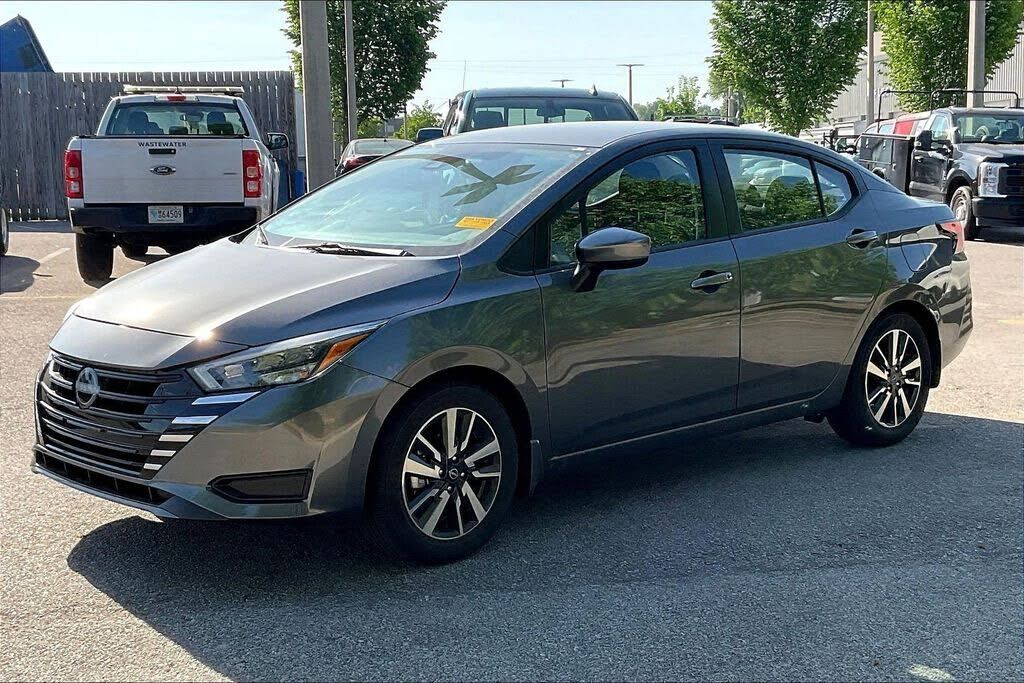 2025 NISSAN Versa