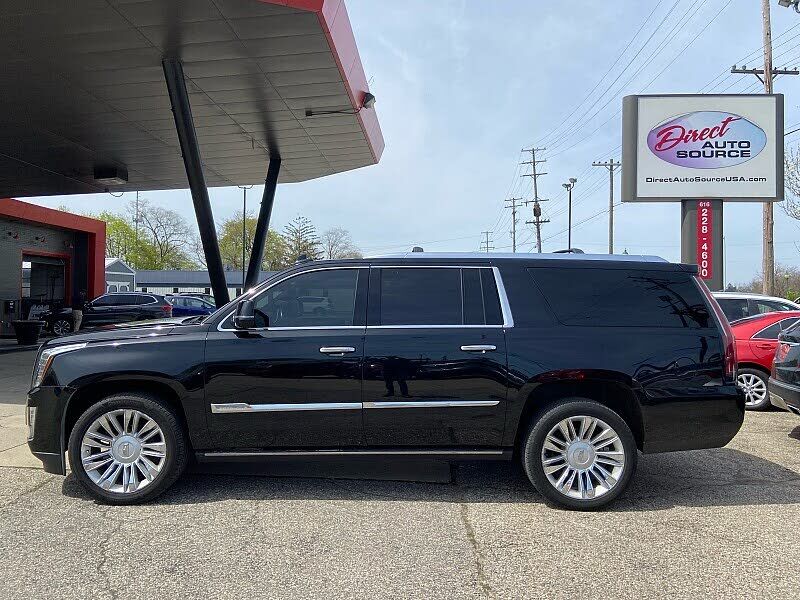 2016 CADILLAC Escalade