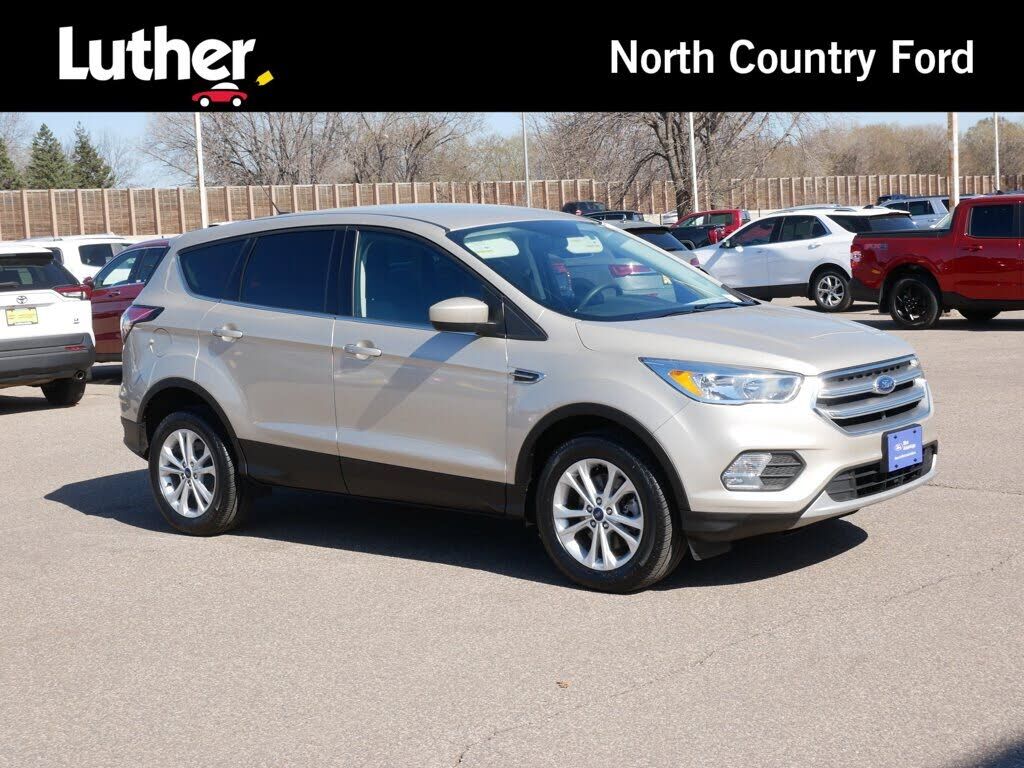 2017 FORD Escape