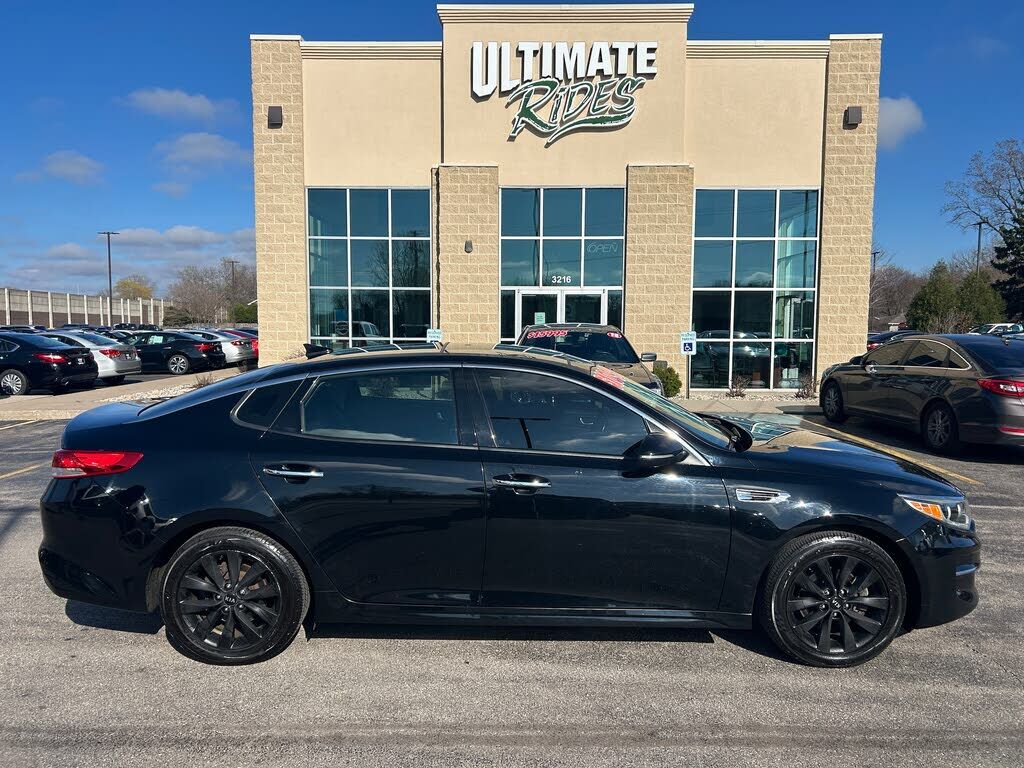 2017 KIA Optima