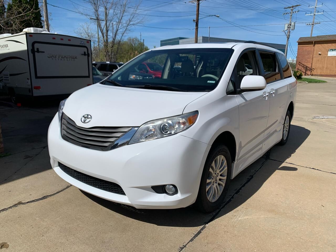 2011 TOYOTA Sienna