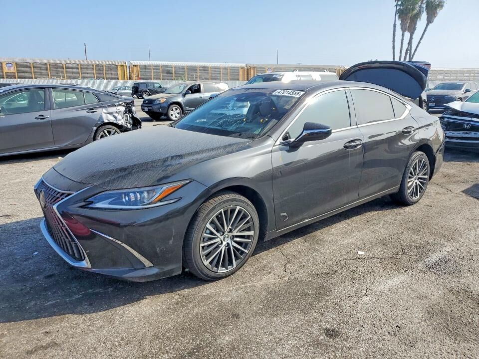 2024 LEXUS ES
