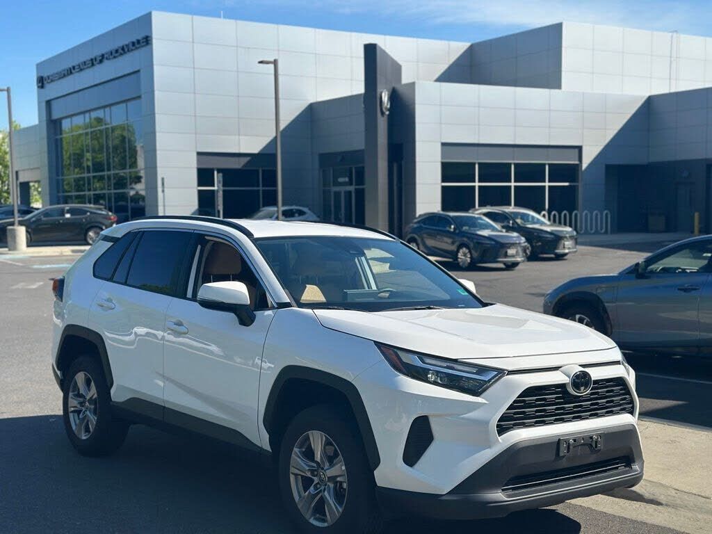 2023 TOYOTA RAV4