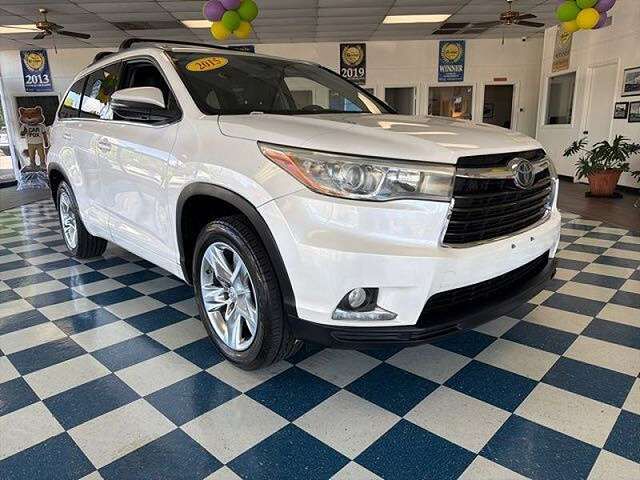 2015 TOYOTA Highlander