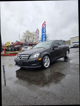 2013 MERCEDES-BENZ C-Class