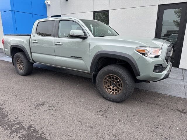 2023 TOYOTA Tacoma