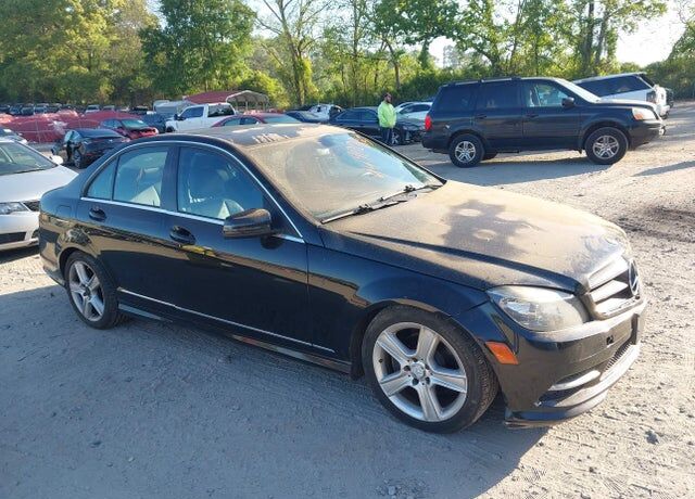 2011 MERCEDES-BENZ C-Class