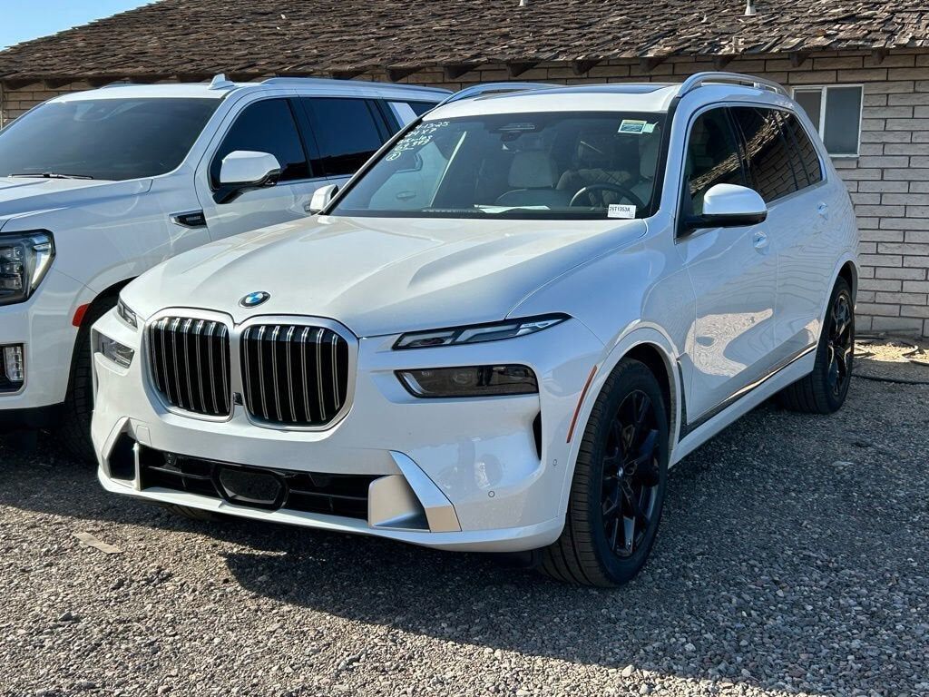 2024 BMW X7