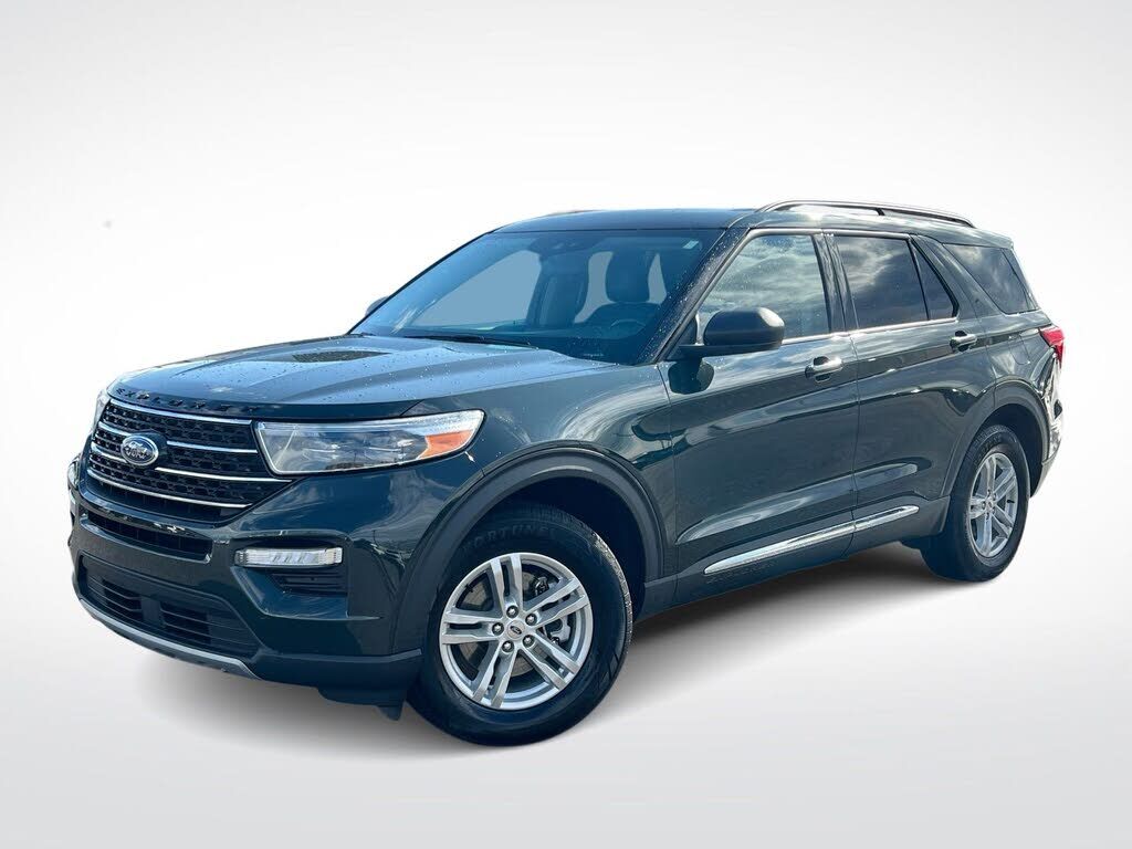 2022 FORD Explorer