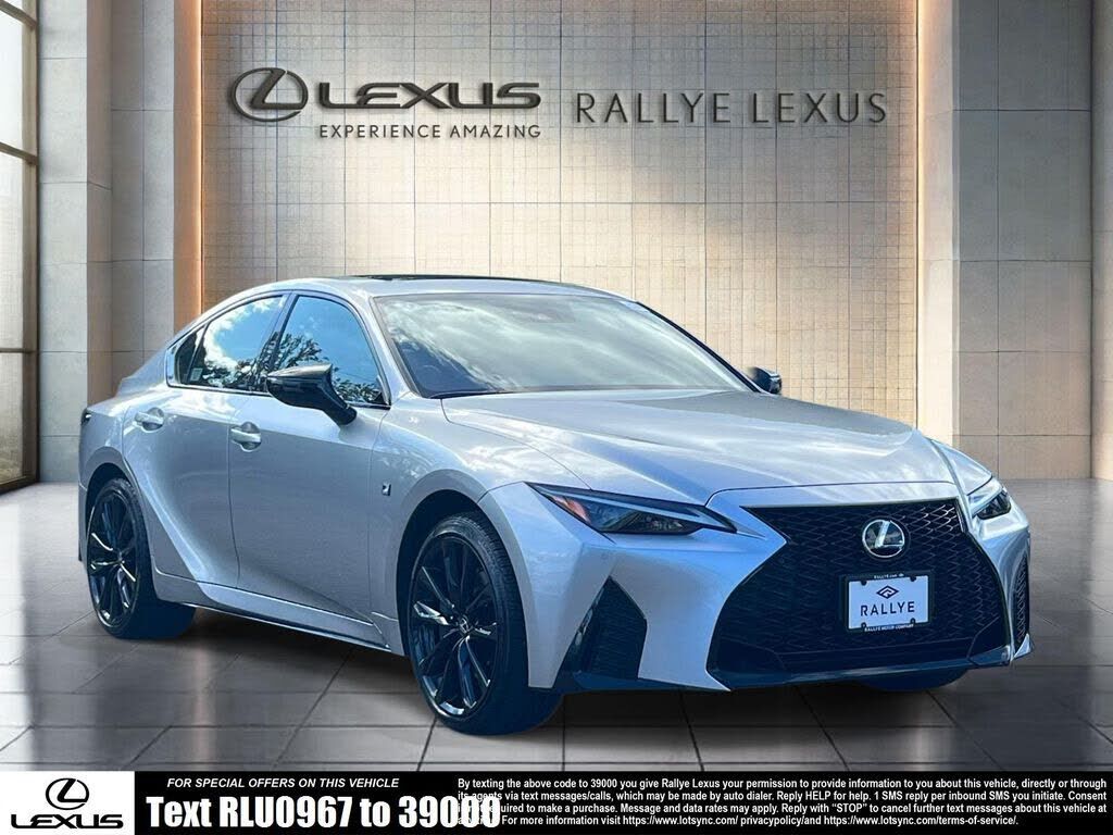 2025 LEXUS IS