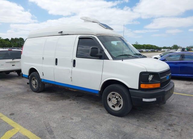 2010 CHEVROLET Express