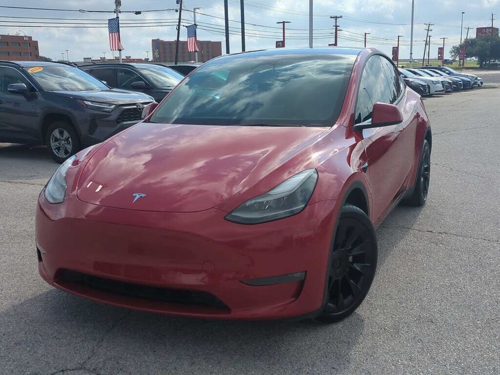 2023 TESLA Model Y