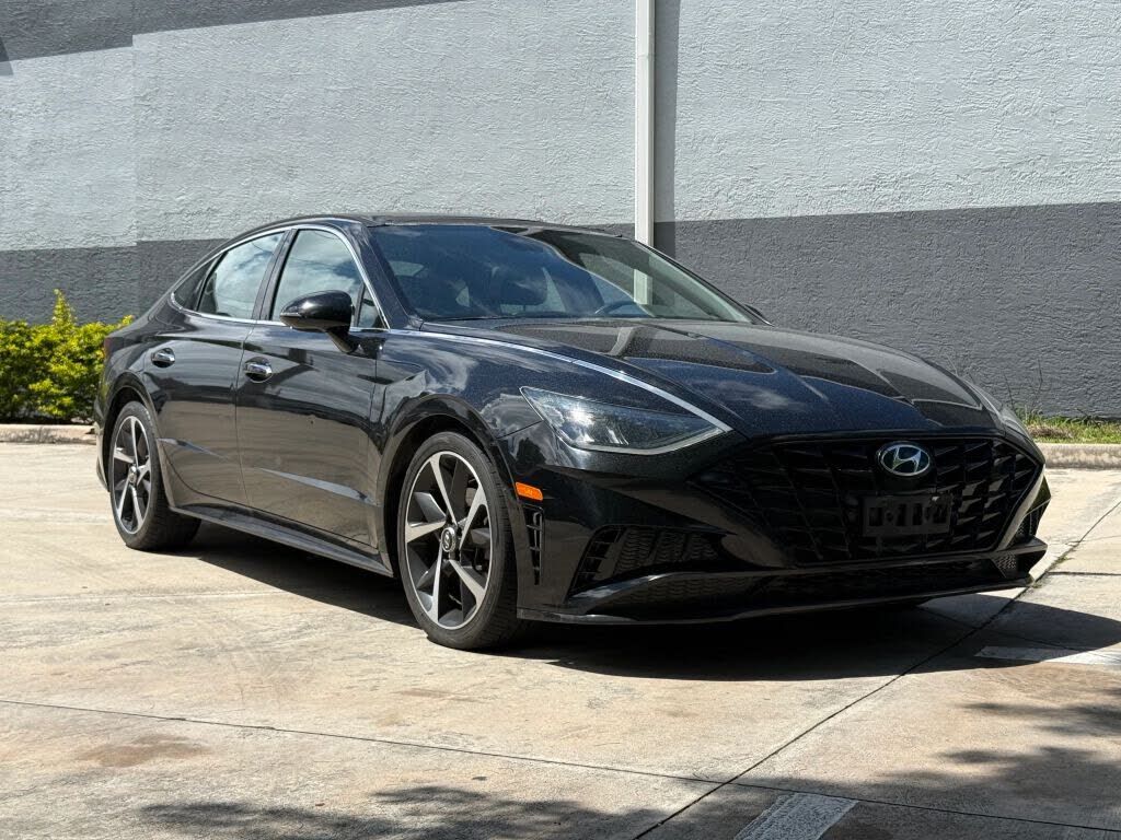2022 HYUNDAI Sonata