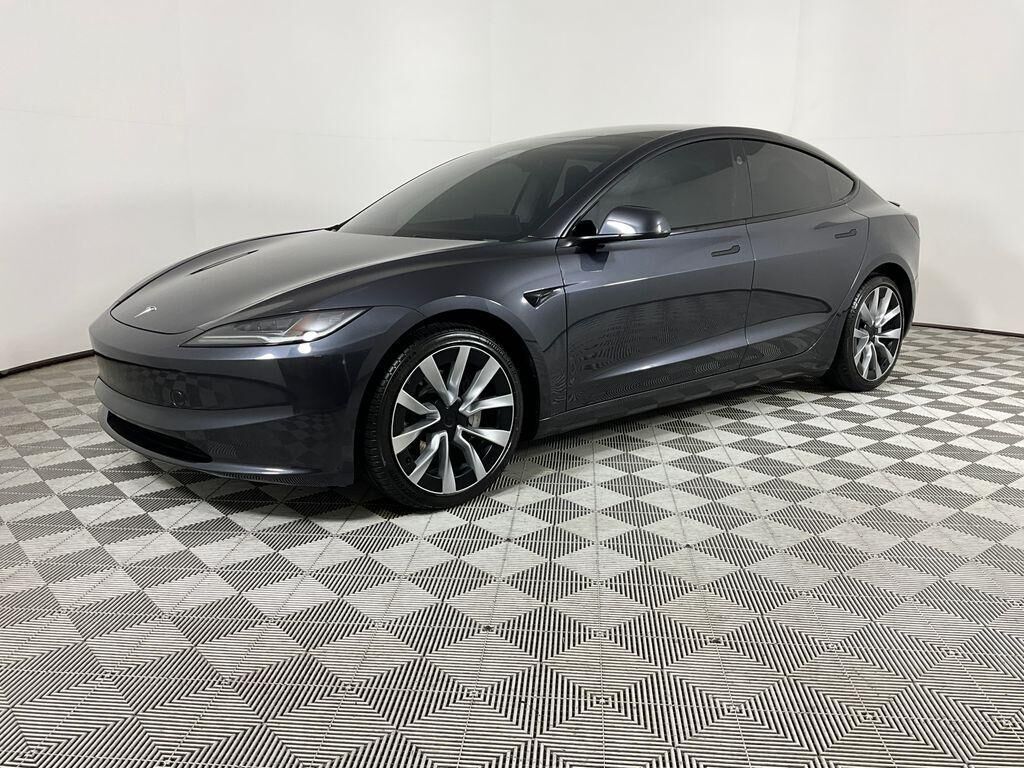 2024 TESLA Model 3
