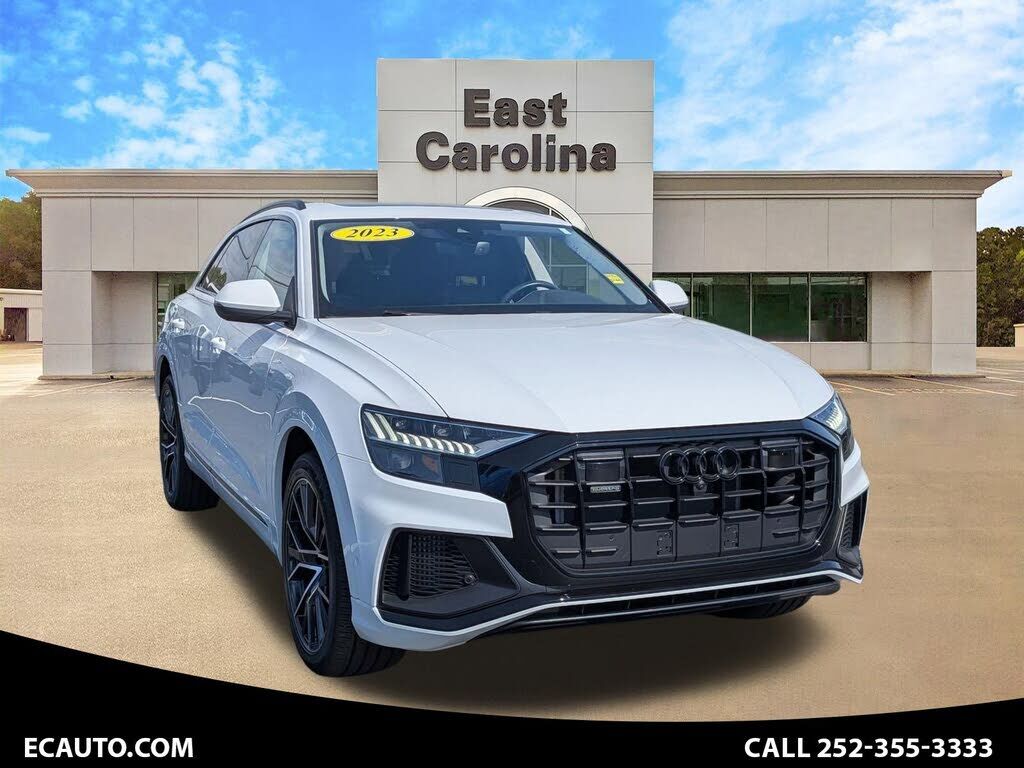 2023 AUDI Q8