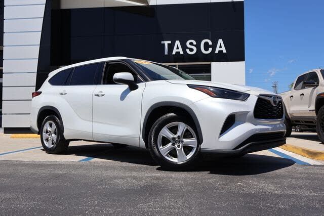 2022 TOYOTA Highlander