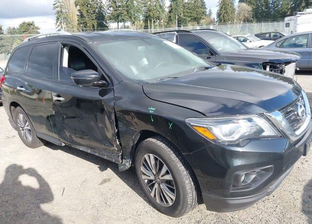 2020 NISSAN Pathfinder