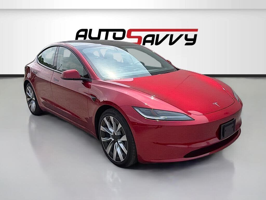 2024 TESLA Model 3