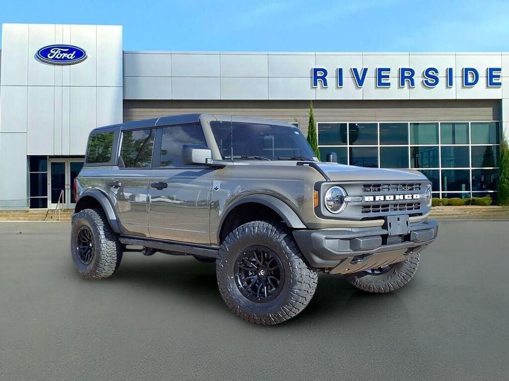 2025 FORD Bronco