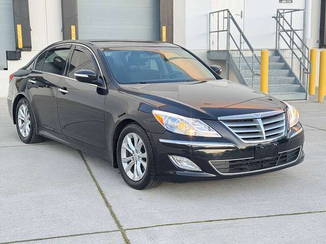 2013 HYUNDAI Genesis