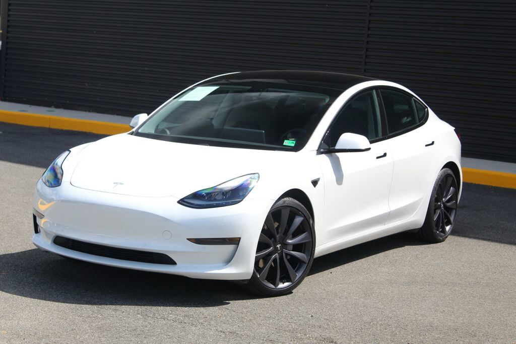 2021 TESLA Model 3