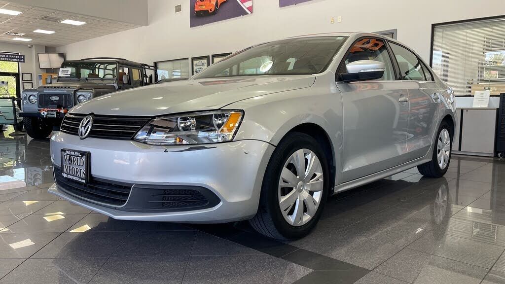 2013 VOLKSWAGEN Jetta