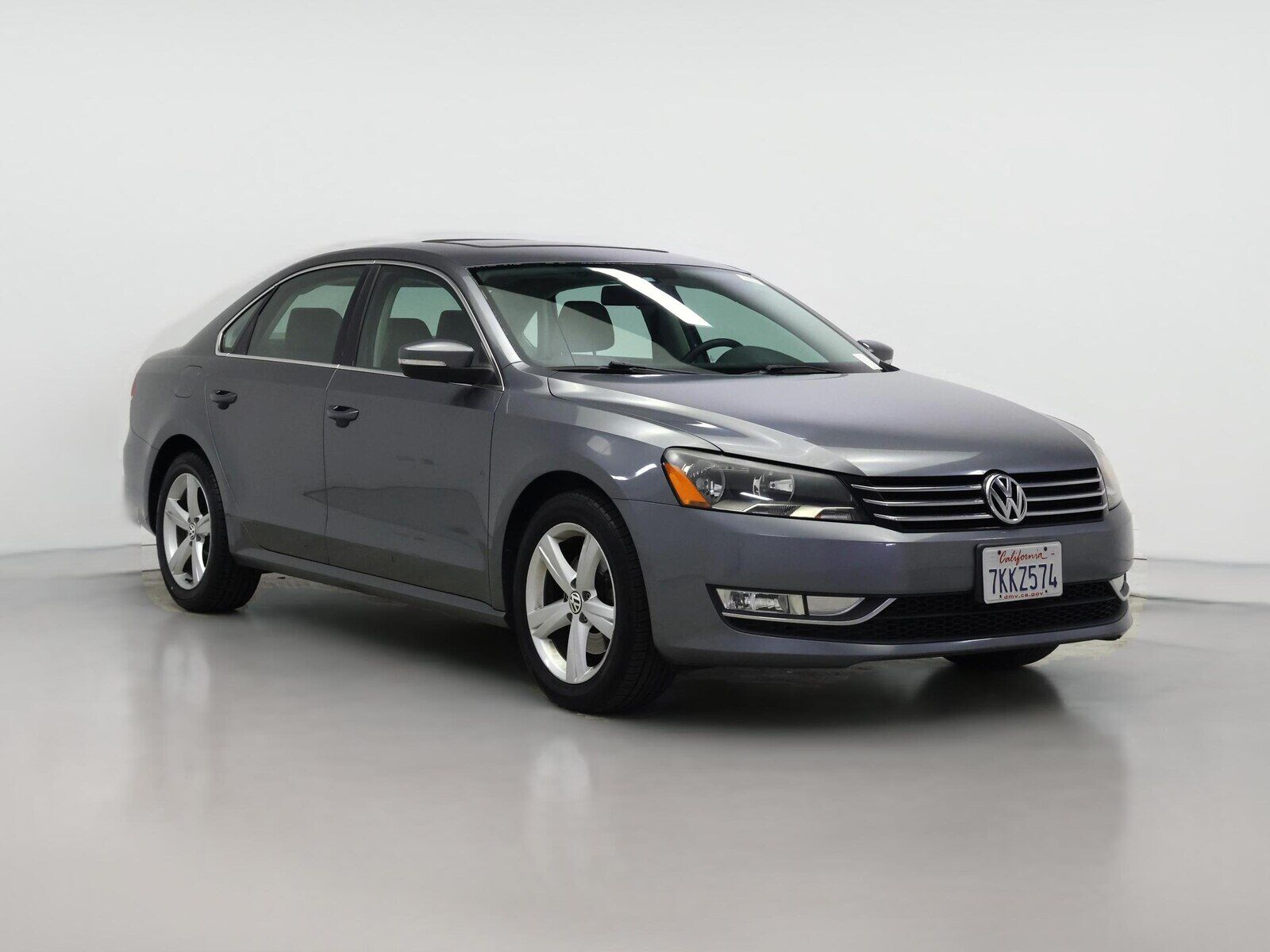 2015 VOLKSWAGEN Passat