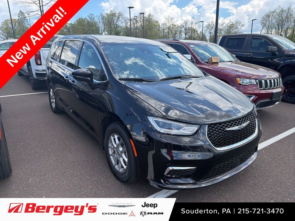 2025 CHRYSLER Pacifica