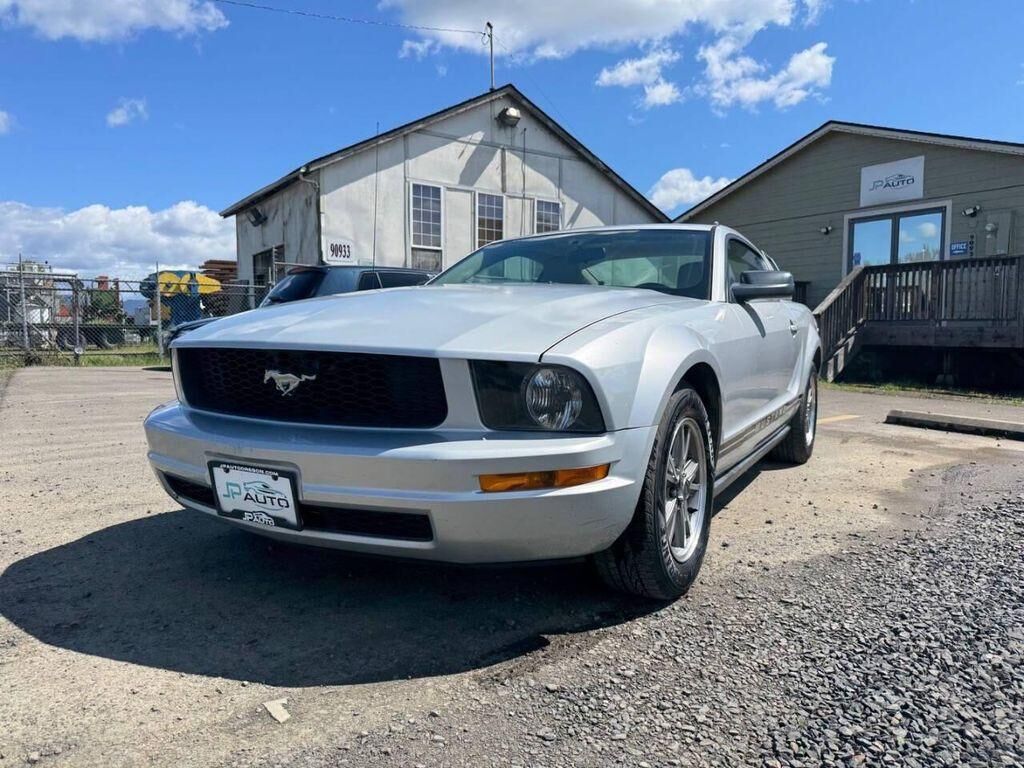 2005 FORD Mustang