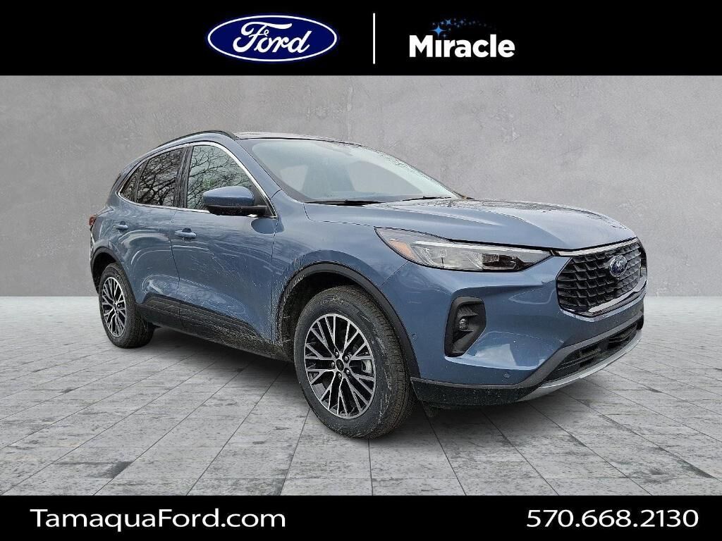 2024 FORD Escape