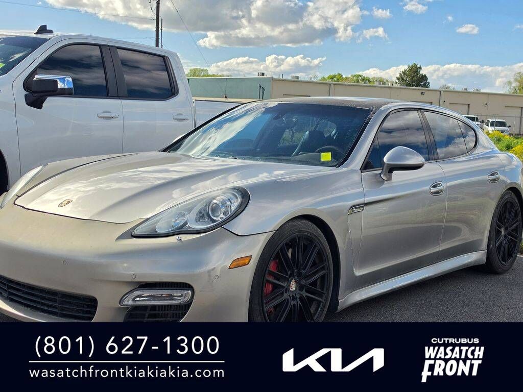 2010 PORSCHE Panamera