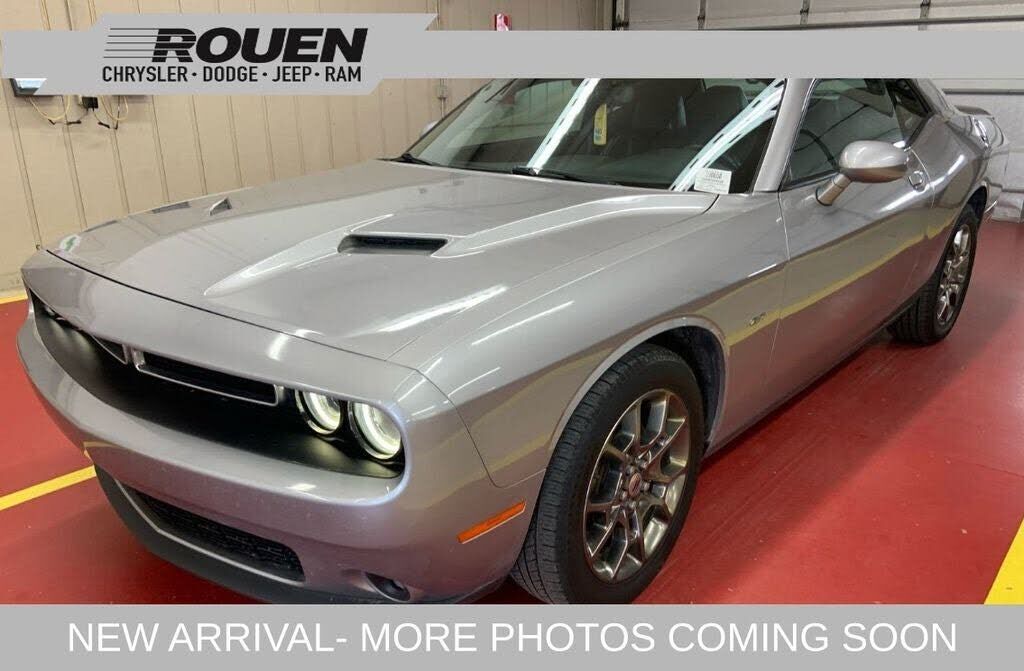 2017 DODGE Challenger