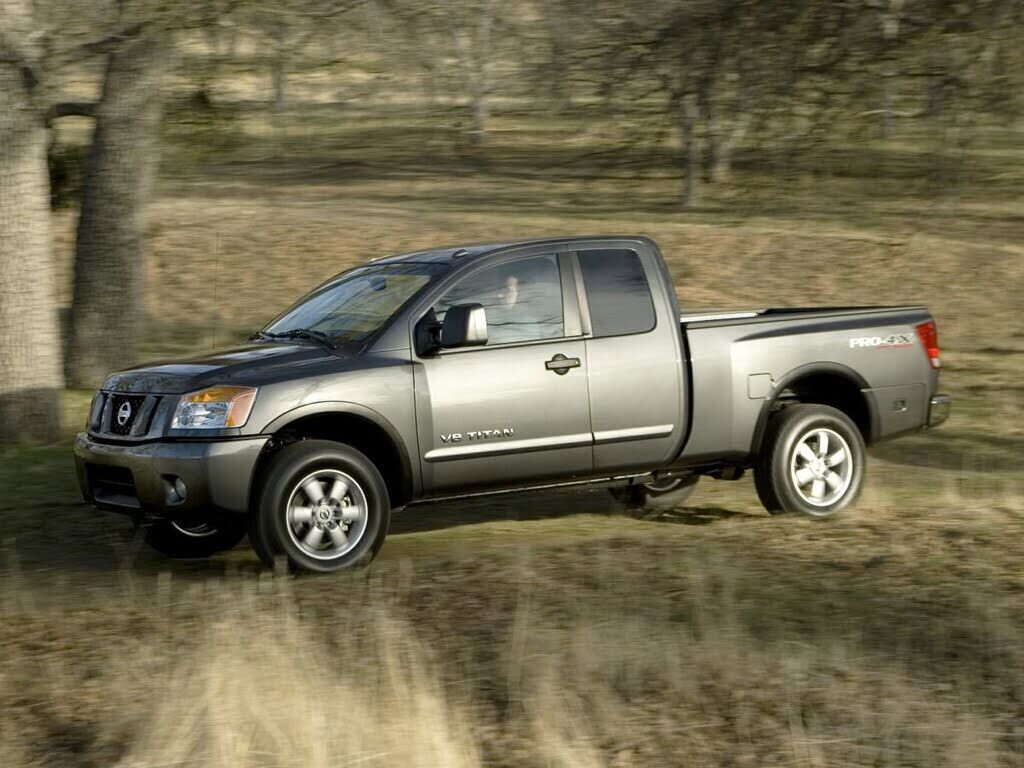 2010 NISSAN Titan