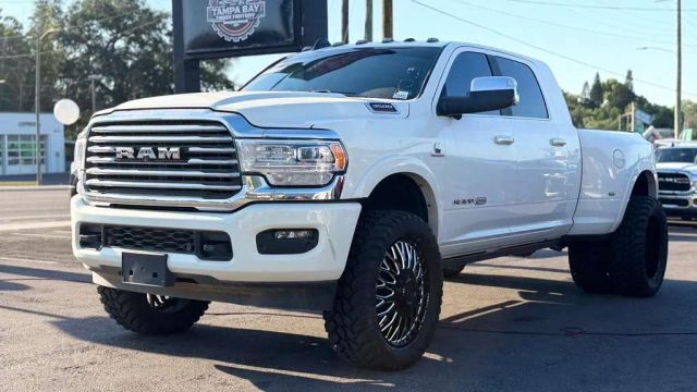 2022 RAM 3500