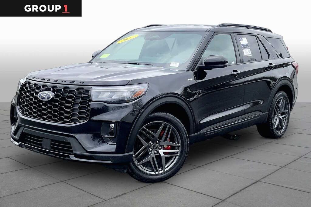 2025 FORD Explorer