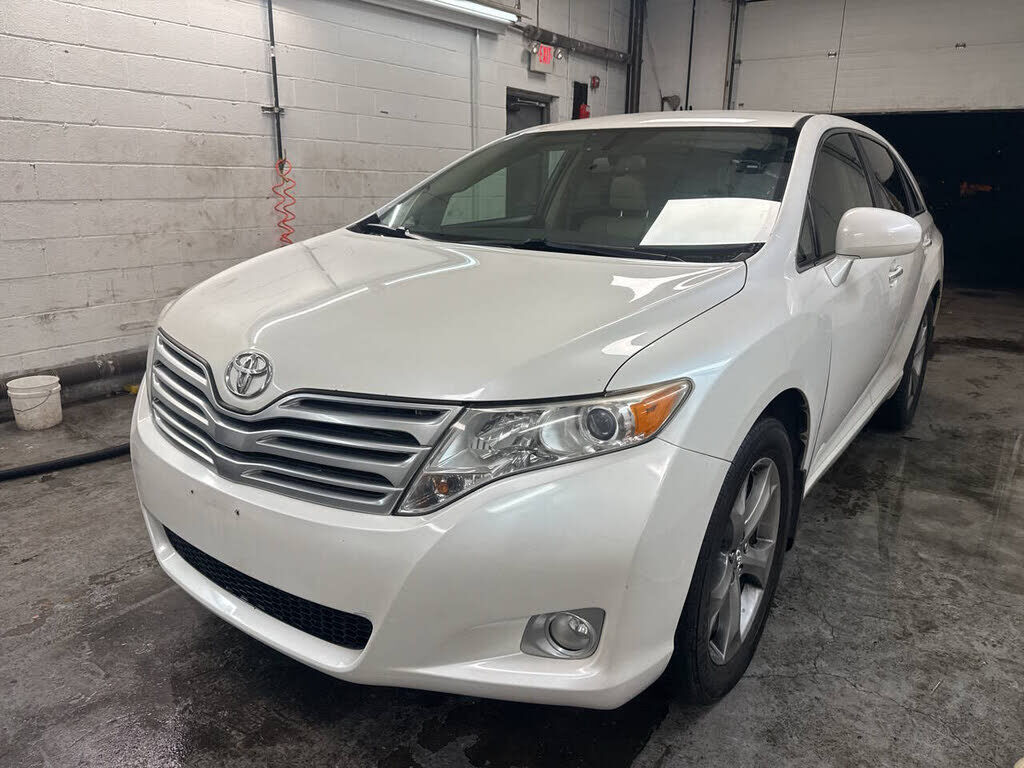 2011 TOYOTA Venza