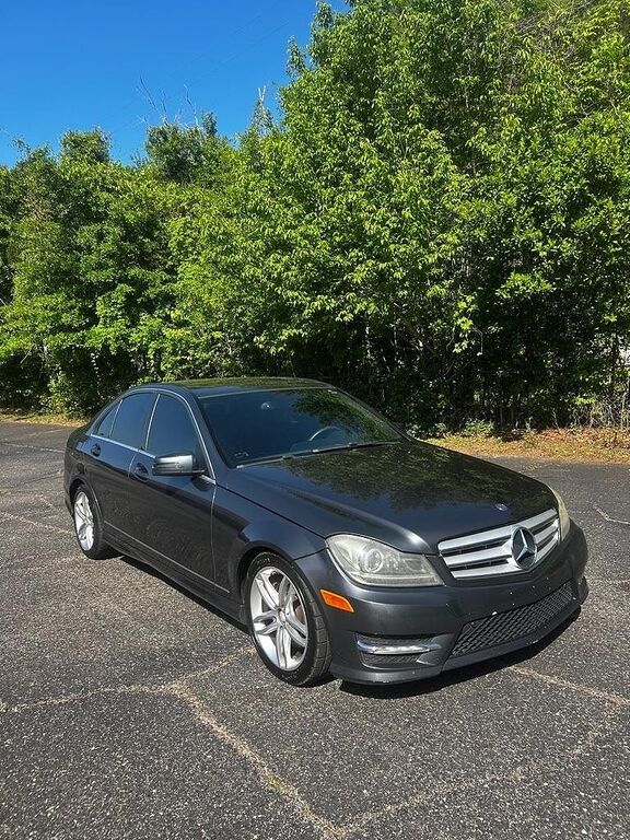 2013 MERCEDES-BENZ C-Class